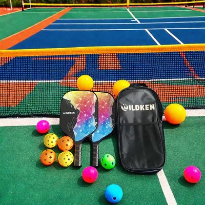 quality 220g de Fibra de vidrio Pickleball Paddles Set con 2 paletas 4 bolas / 1 bolsa USAPA aprobado factory
